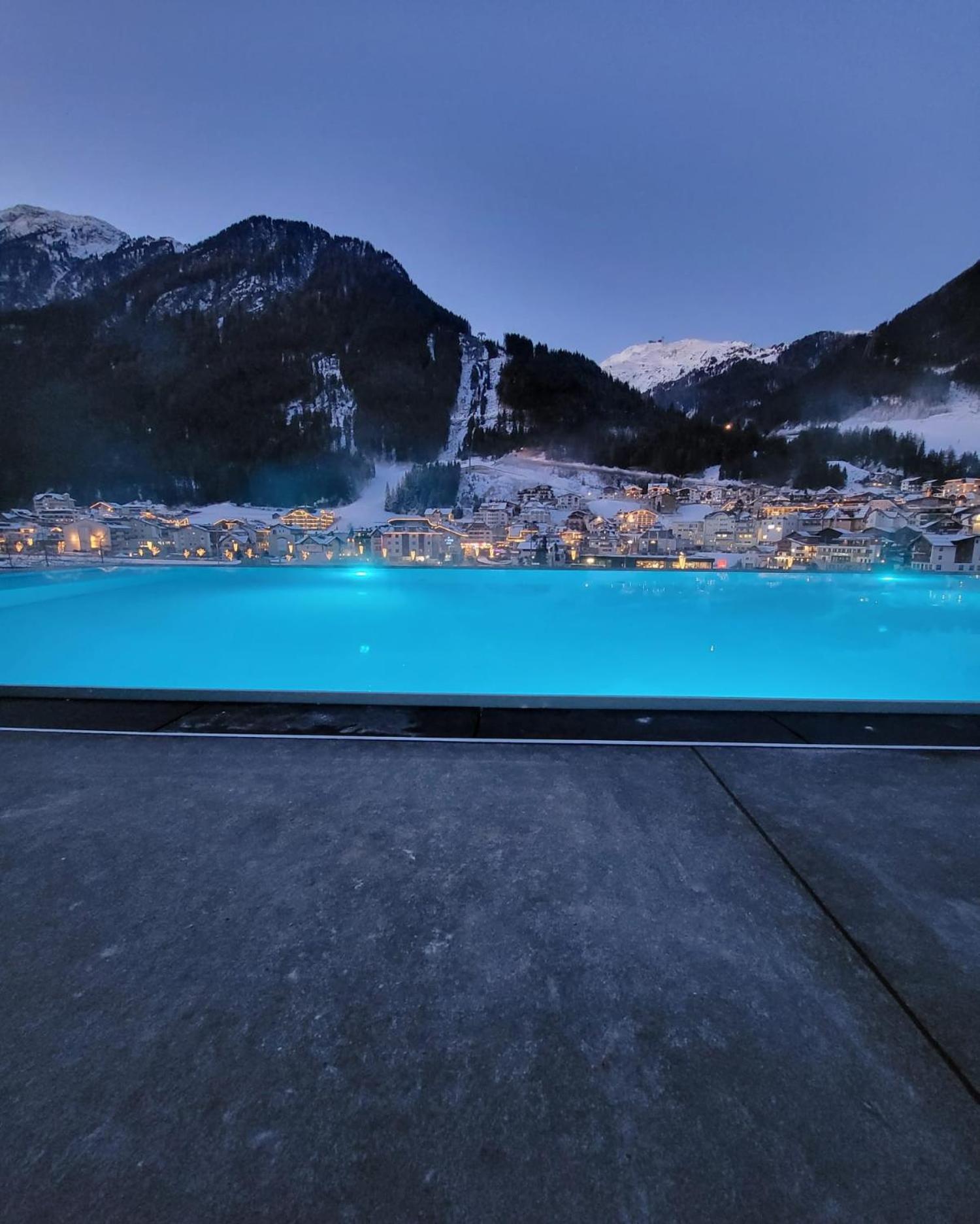 Hotel Zalwonder Ischgl Ngoại thất bức ảnh
