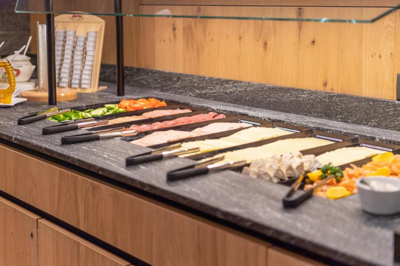 Hotel Zalwonder Ischgl Ngoại thất bức ảnh